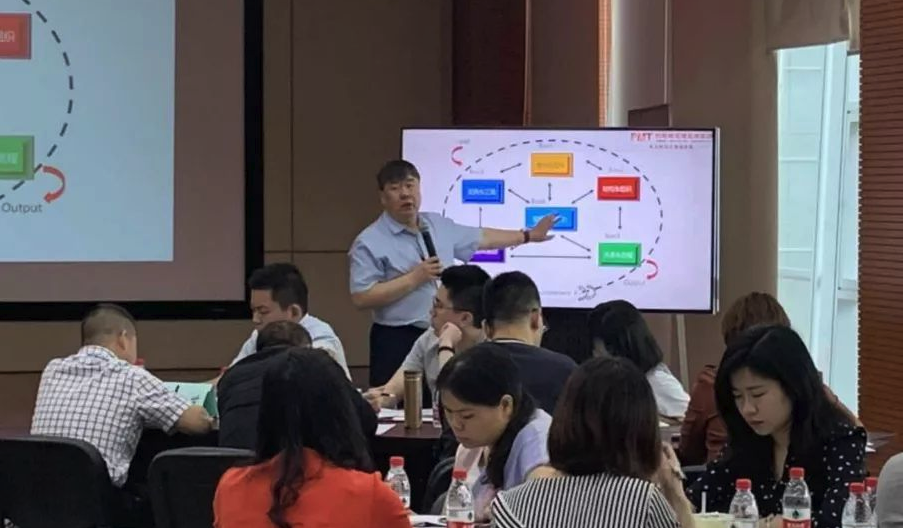 柏明顿高级顾问张大霖老师 柏明顿高级顾问张大霖老师