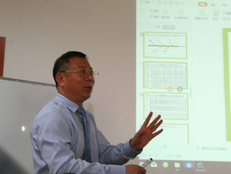 胡八一博士 胡八一博士