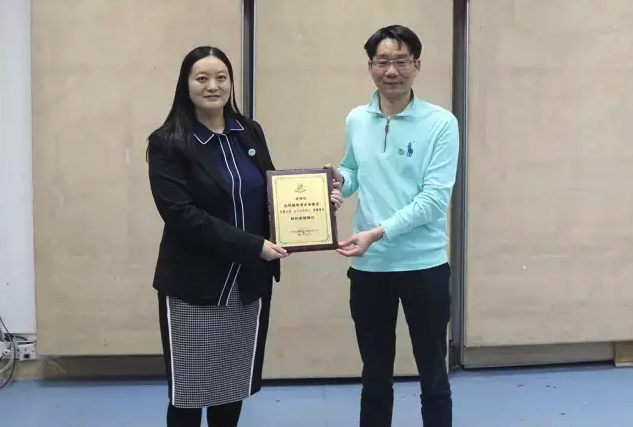 广州卓越教育集团与柏明顿携手,开启阿米巴咨询项目 广州卓越教育集团与柏明顿携手,开启阿米巴咨询项目