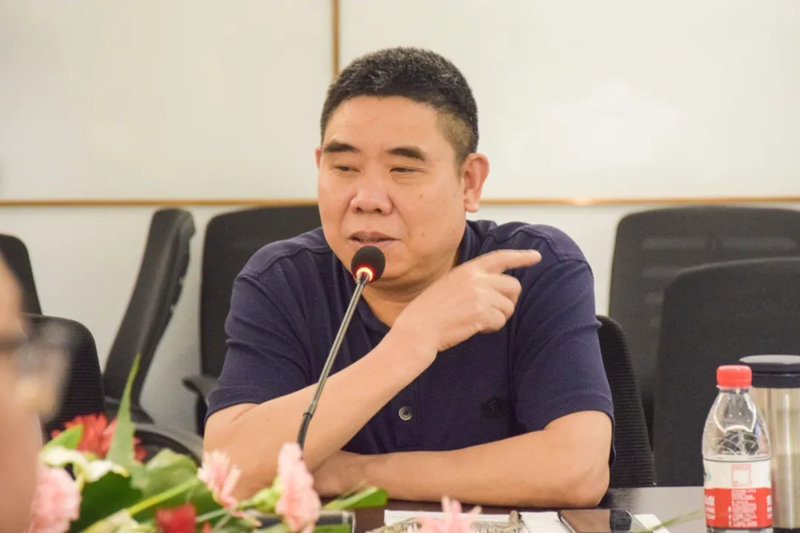 天福集团董事局主席、总裁林雅华 天福集团董事局主席、总裁林雅华