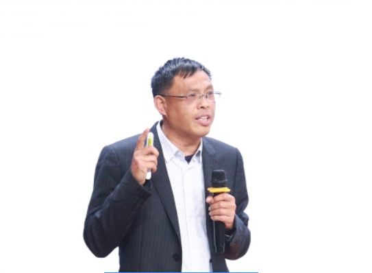 太阳能热水器产业总裁张亚明 太阳能热水器产业总裁张亚明
